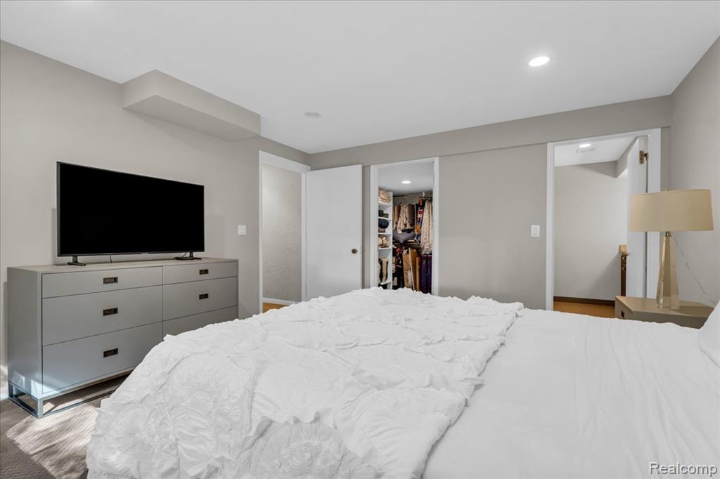 965 BLOOMFIELD WOODS, Bloomfield Hills, MI 48304 — Photo 33