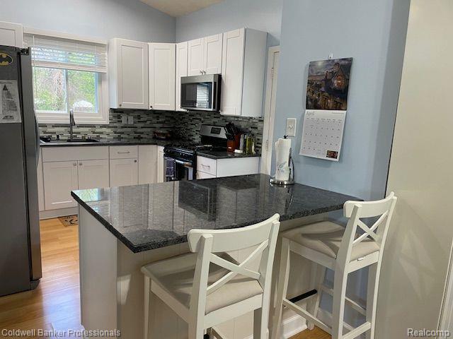 6138 SPRINGDALE Boulevard, Grand Blanc, MI 48439 — Photo 2
