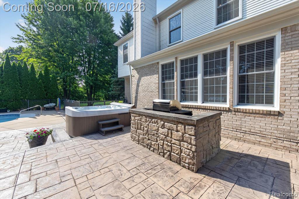 48560 Manhattan Circle, Canton, MI 48188 — Photo 46