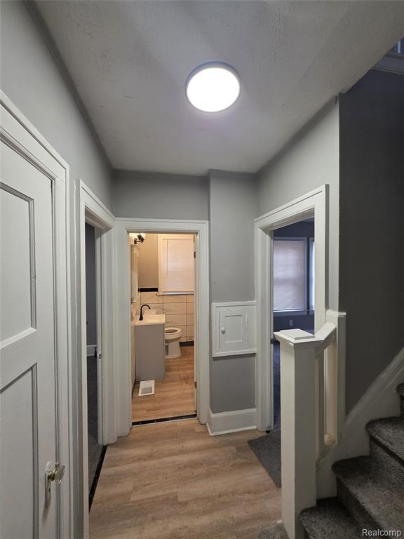 4258 Seneca Street, Detroit, MI 48214 — Photo 5