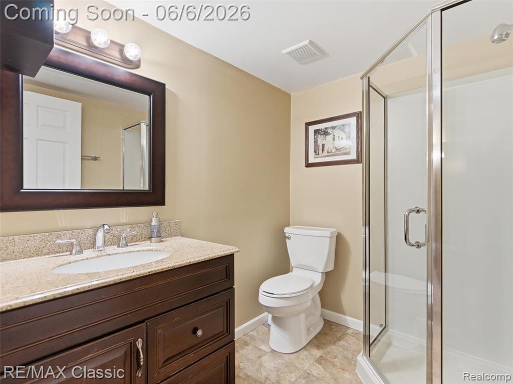 41020 Greenbriar Lane, Plymouth, MI 48170 — Photo 32