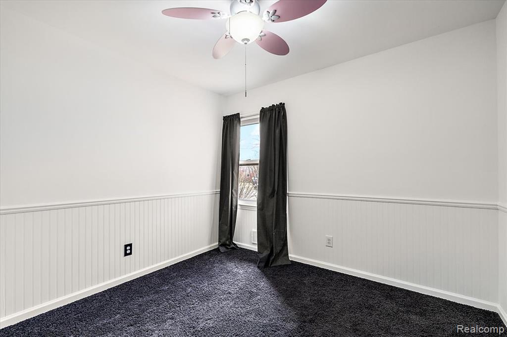 9364 Colorado Street, Livonia, MI 48150 — Photo 36