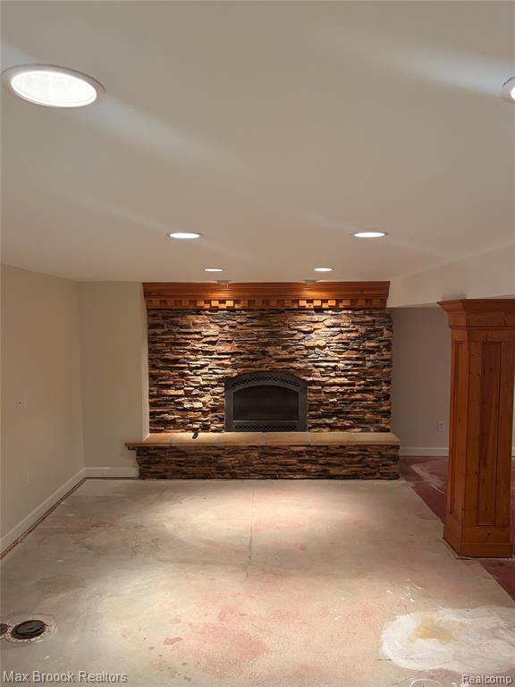 44252 FELSTONE Drive, Sterling Heights, MI 48313 — Photo 9