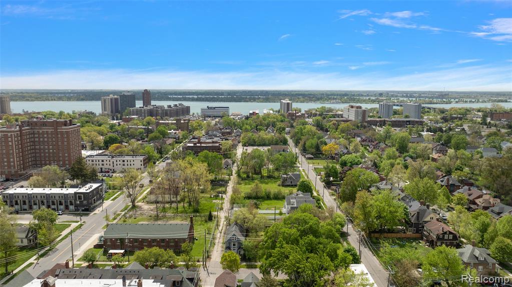 7922 Saint Paul Street, Detroit, MI 48214 — Photo 15
