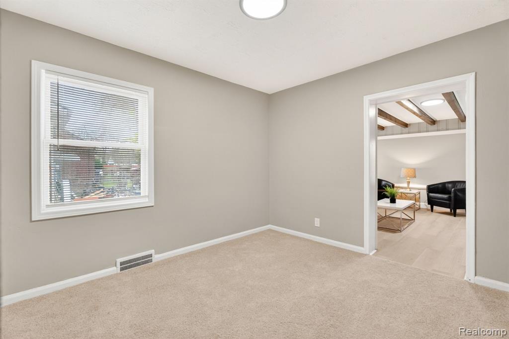15800 Saint Marys Street, Detroit, MI 48227 — Photo 14