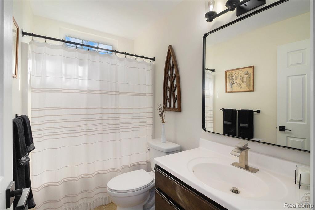 9203 Pine Walk Pass, Linden, MI, 48451