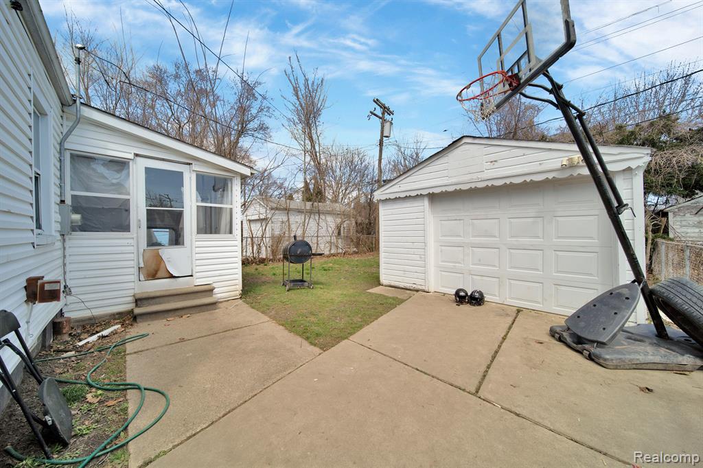 5540 MARSEILLES Street, Detroit, MI 48224 — Photo 17