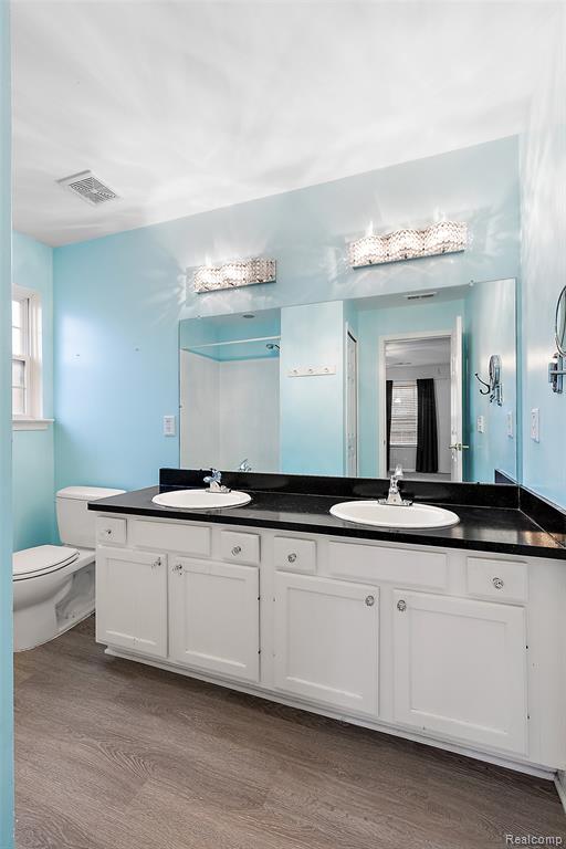 45765 Cagney Drive, Macomb, MI 48044 — Photo 25