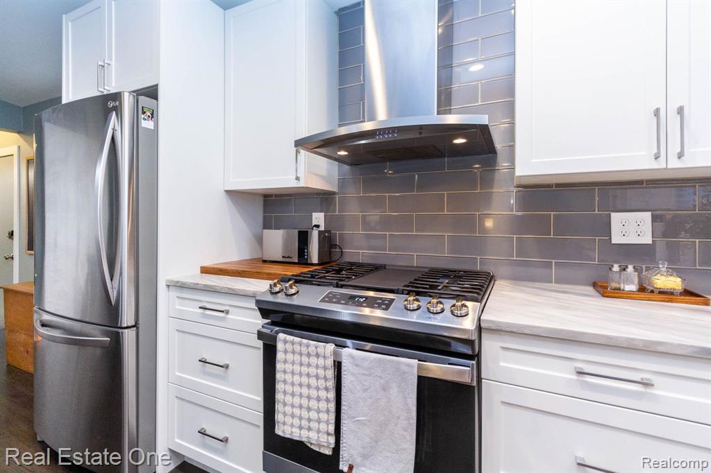 4106 Edgeland Avenue, Royal Oak, MI 48073 — Photo 13