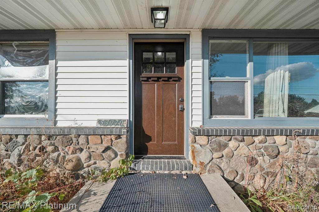 53970 10 Mile Road, South Lyon, MI 48178 — Photo 2