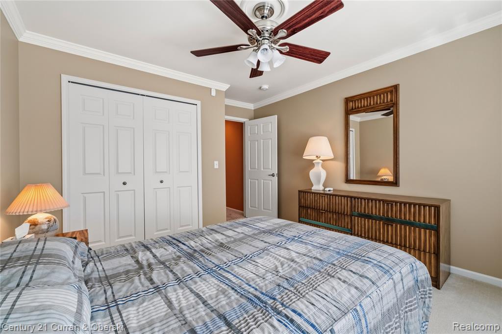 49468 N Glacier, Northville, MI 48168 — Photo 27