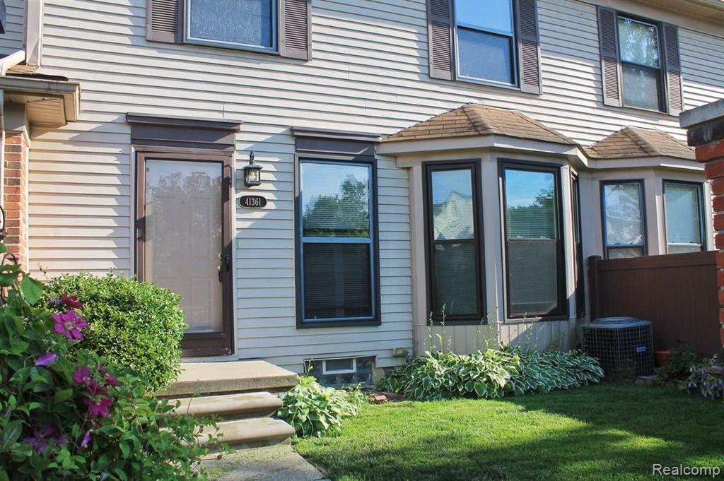 41361 NORTHWIND Drive, 205, Canton, MI 48188 — Photo 3