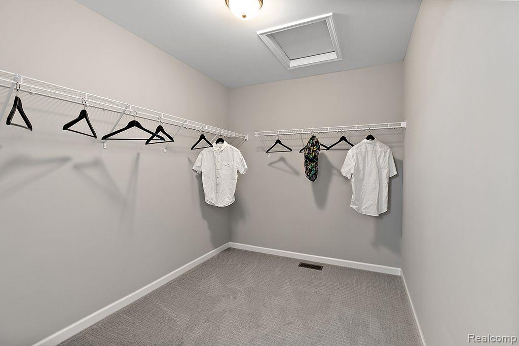 26590 INTERNATIONAL Drive, South Lyon, MI 48178 — Photo 12