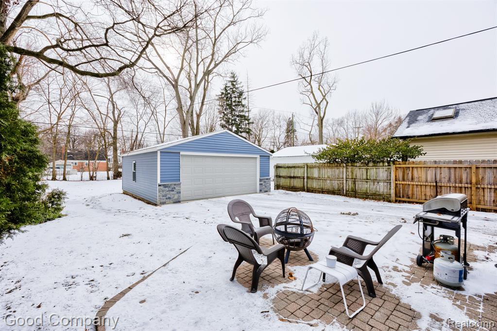 903 ROYAL Avenue, Royal Oak, MI 48073 — Photo 37