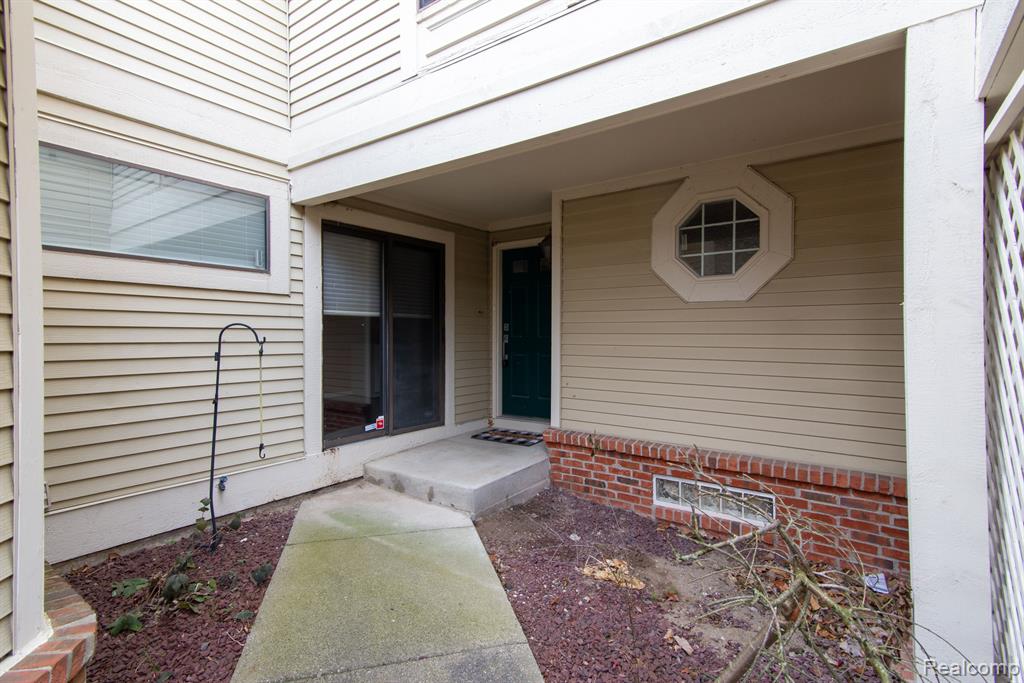 5762 DRAKE HOLLOW Drive W, West Bloomfield, MI — Photo 25