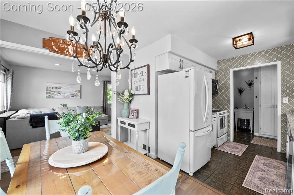 2393 Beverly Boulevard, Berkley, MI 48072 — Photo 8
