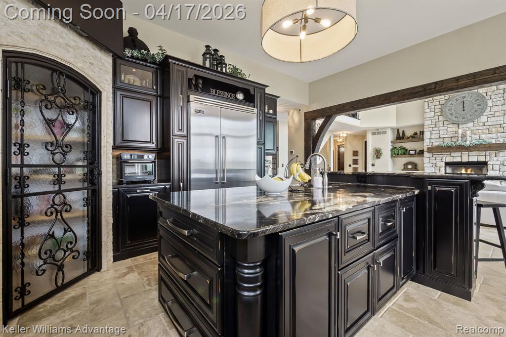 10993 Stoney Point Drive, South Lyon, MI, 48178