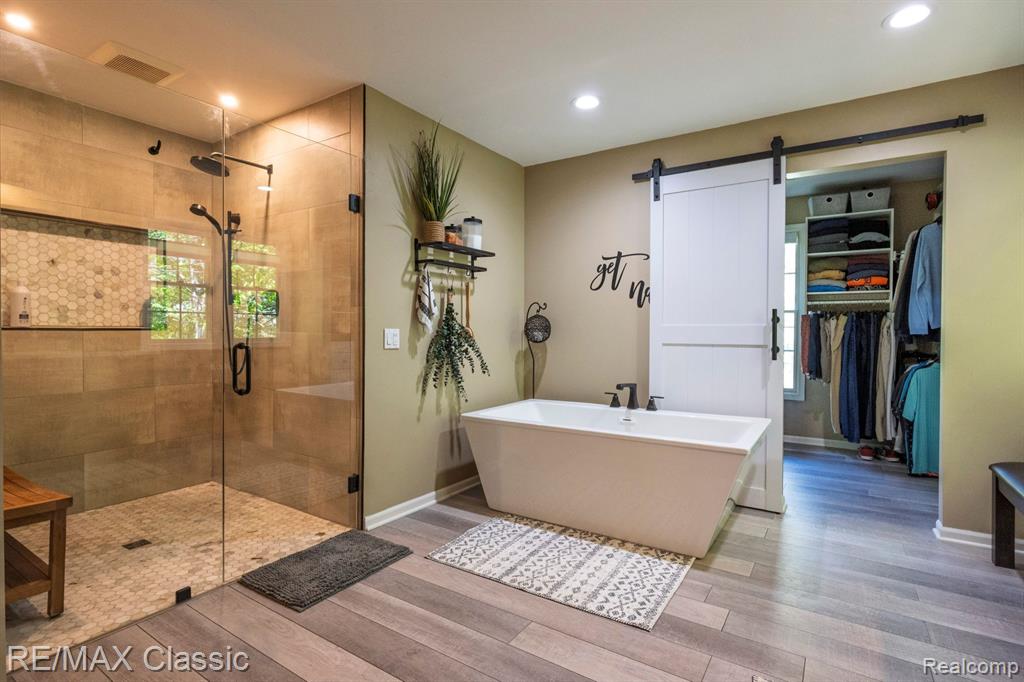 1542 LASALLE Road, Canton, MI 48187 — Photo 24