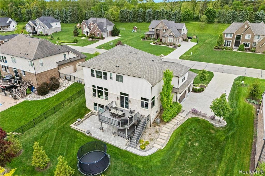 10611 STONEY POINT Drive, South Lyon, MI 48178 — Photo 51