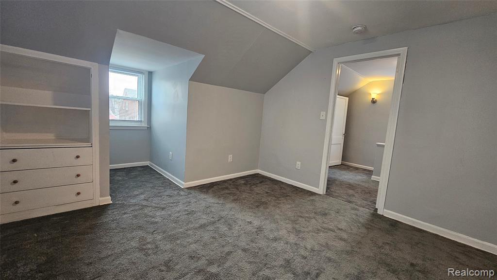 10001 Winthrop Street, Detroit, MI 48227 — Photo 34