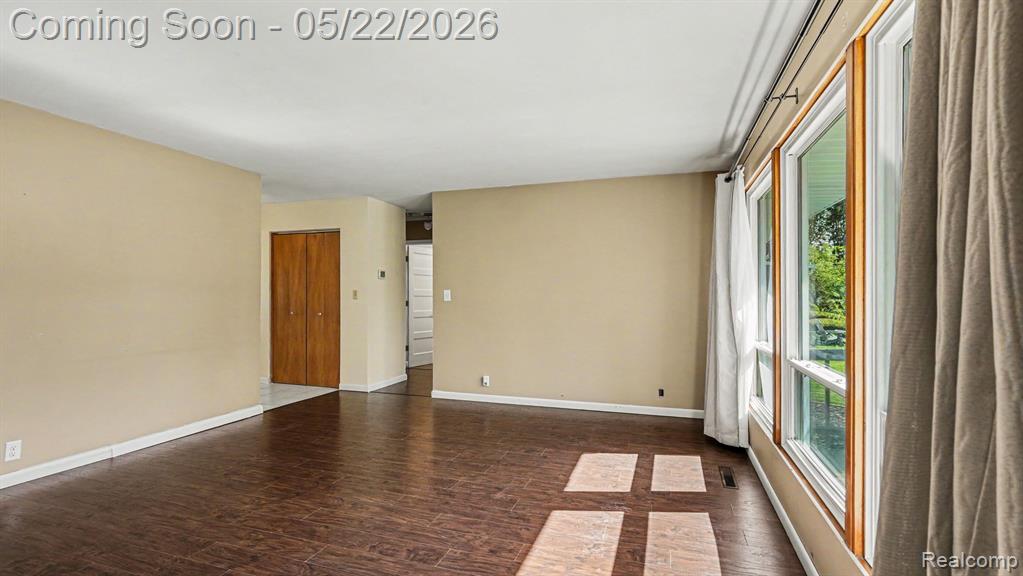4868 Monica Street, Auburn, MI 48611 — Photo 8
