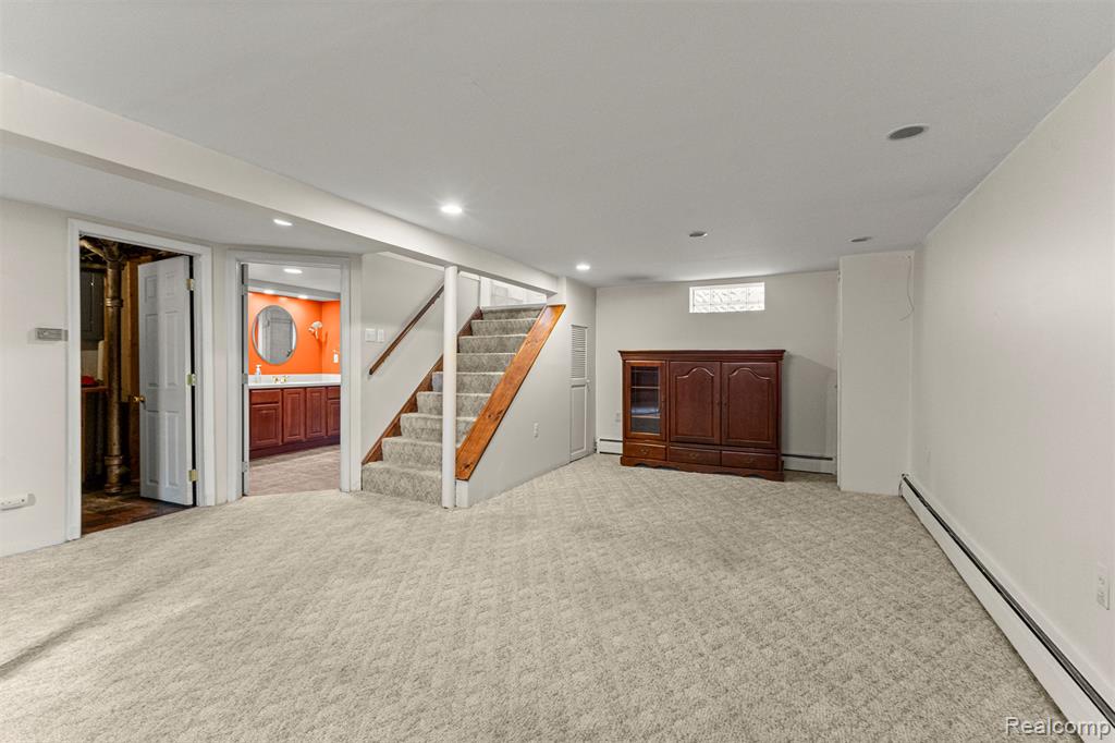 9892 Hubert Avenue, Allen Park, MI 48101 — Photo 24