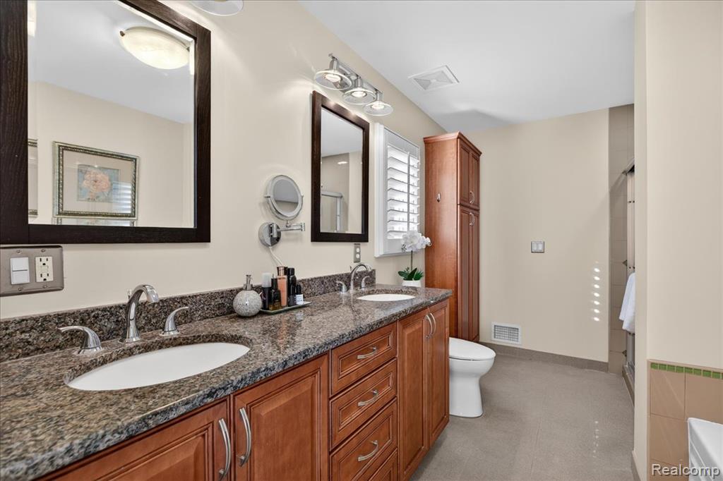 6346 Simler Drive, Clawson, MI — Photo 33