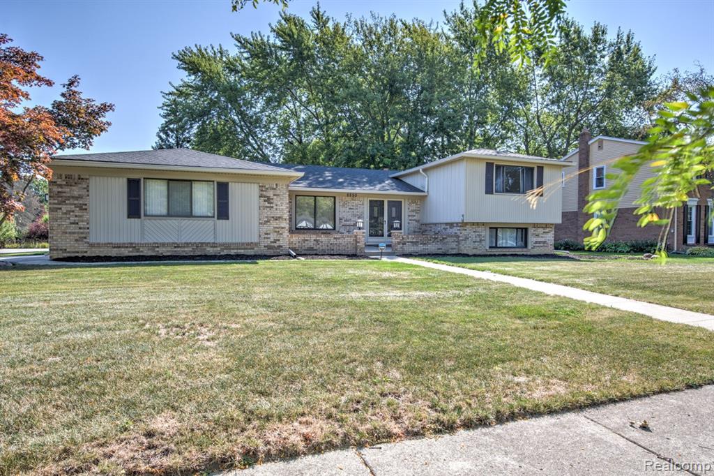 5250 Winchester Drive, Troy, MI 48085 — front exterior