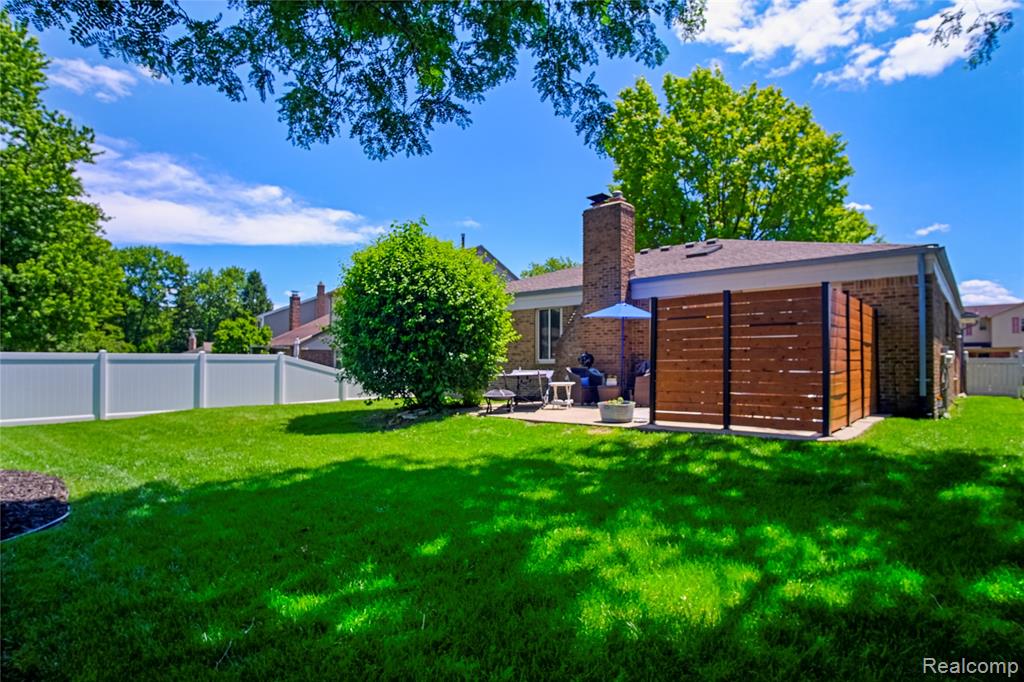 7878 Charrington Drive, Canton, MI 48187 — Photo 3