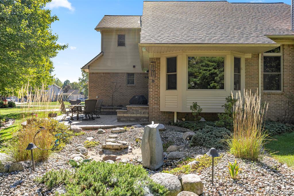 27142 Newberry Boulevard, Brownstown, MI 48134 — Photo 47