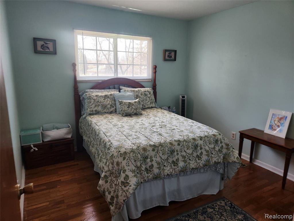 6103 Trenton Drive, Flint, MI 48532 — Photo 30