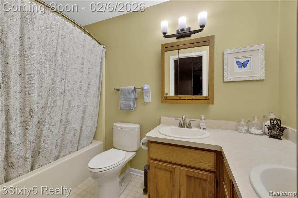 4730 Bretton Lane, Highland, MI 48356 — Photo 20