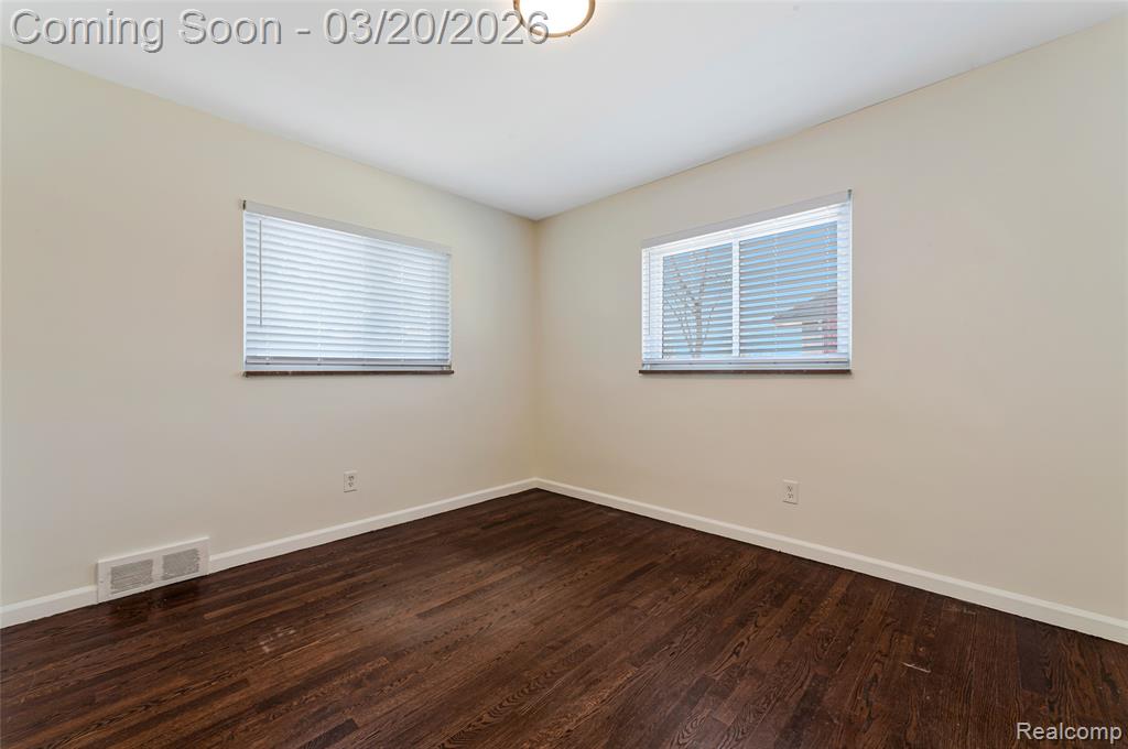 17220 W 13 Mile Road, Beverly Hills, MI 48025 — Photo 21