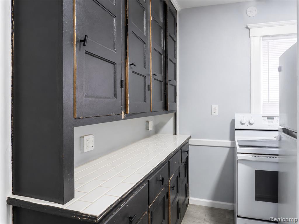 4357 W Philadelphia Street, Detroit, MI 48204 — Photo 17