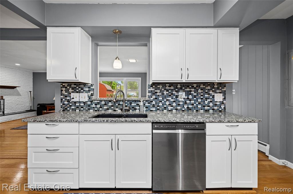 2262 Kohler Street, Waterford, MI 48329 — Photo 21
