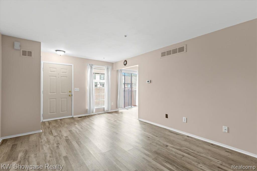 41223 SOUTHWIND Drive, Canton, MI 48188 — Photo 6