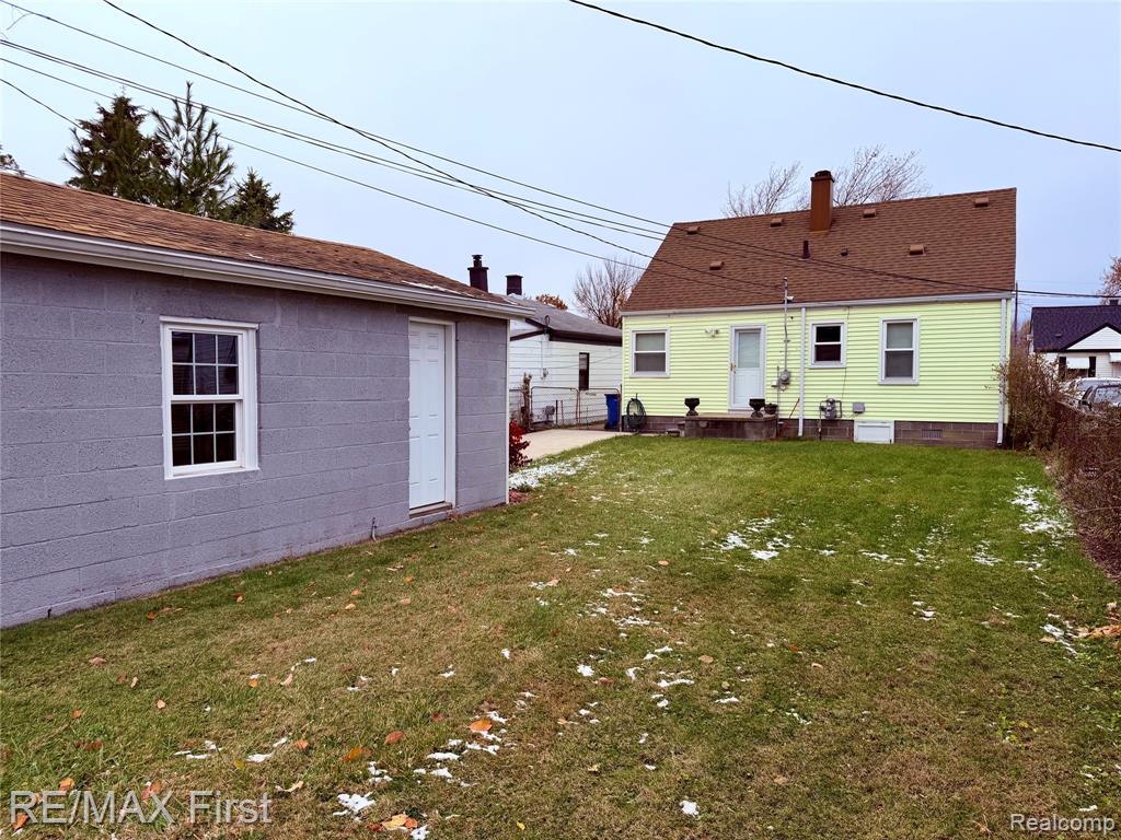 8642 Lozier Avenue, Warren, MI 48089 — Photo 3