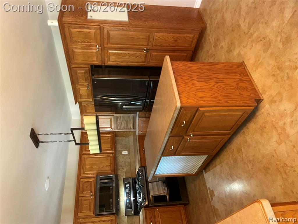537 Bloomer Ridge Drive, Rochester, MI 48307 — Photo 3