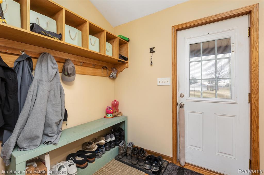 6573 FRED W MOORE, China, MI — Photo 4