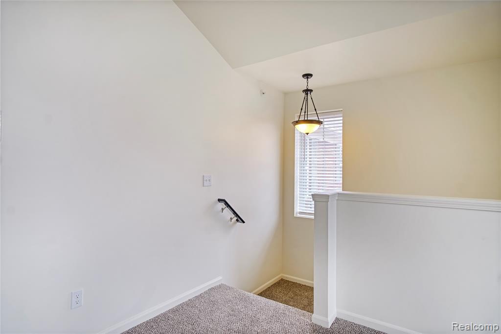 29742 Fox Run Circle, Warren, MI 48092 — Photo 7