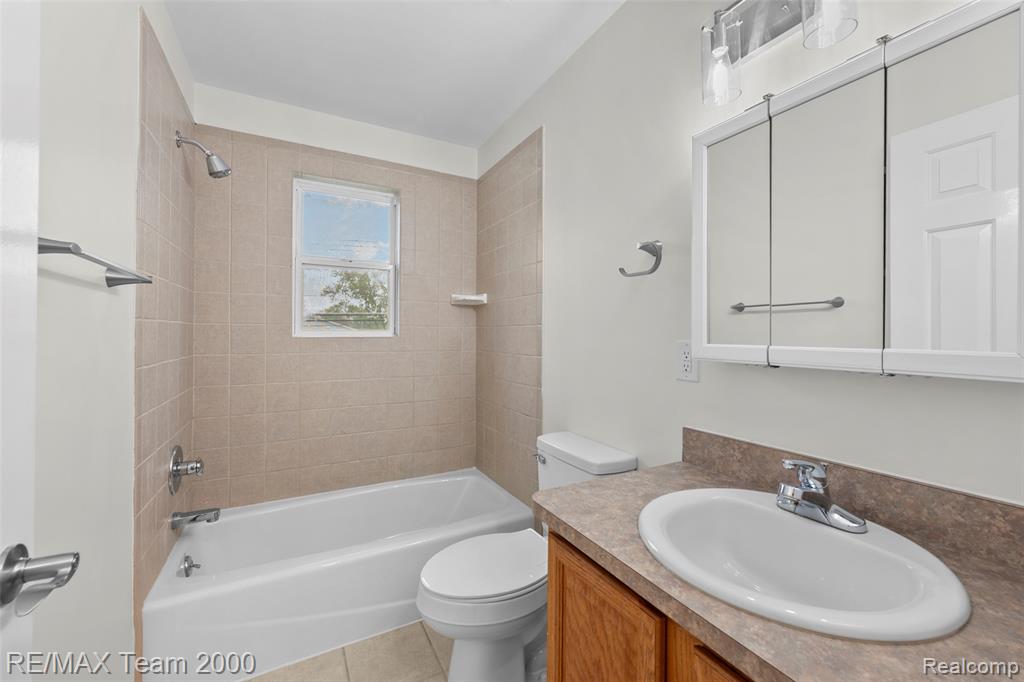 4253 Polk Street, Dearborn Heights, MI 48125 — Photo 23