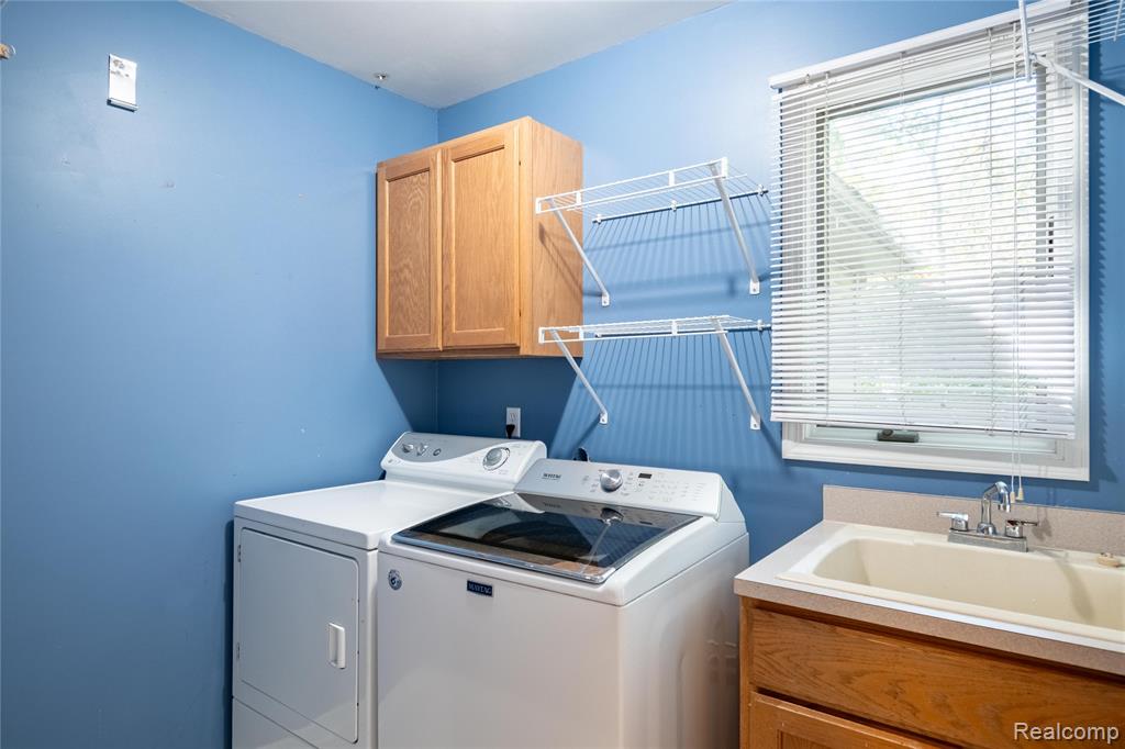 11410 Tall Shadows Court, Pinckney, MI 48169 — Photo 18