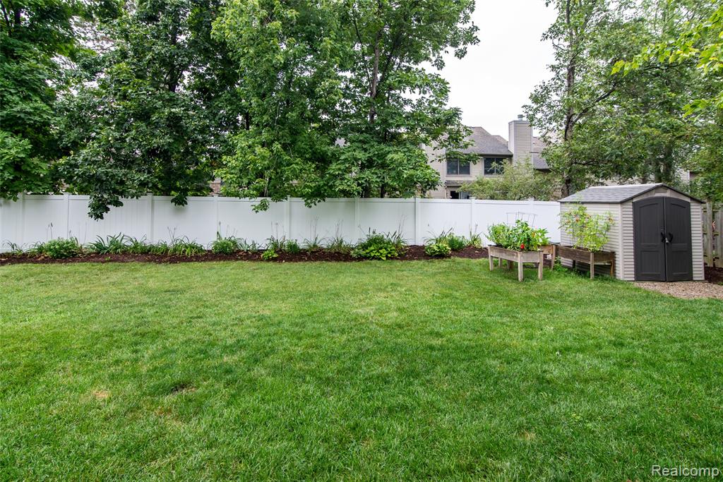 45234 Prestbury Road, Canton, MI 48187 — Photo 38