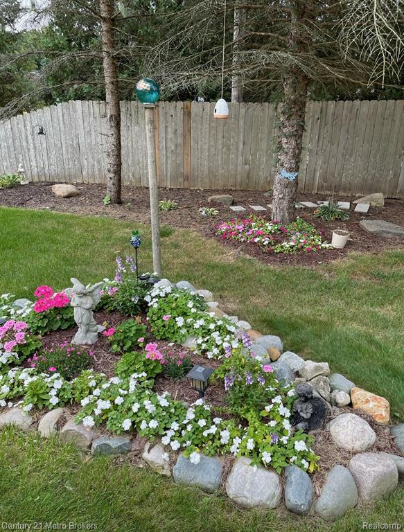 5464 N Seymour Road, Flushing, MI 48433 — Photo 4