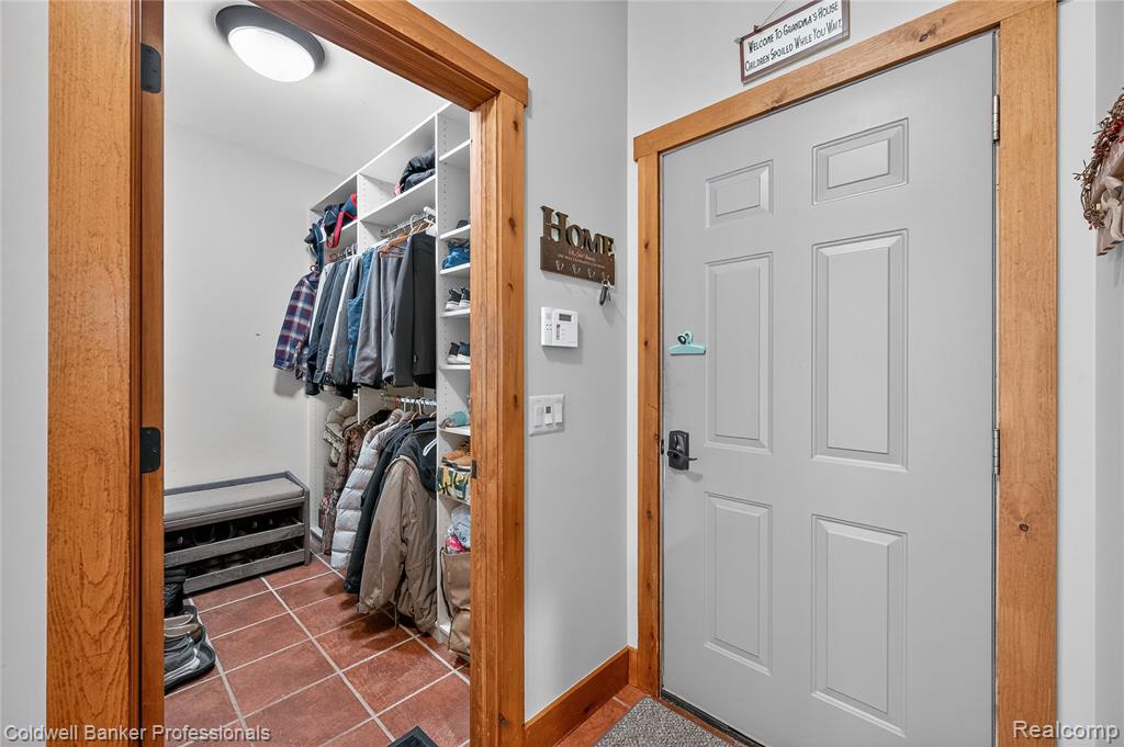 3690 Hickory Rim Drive, Ortonville, MI 48462 — Photo 23