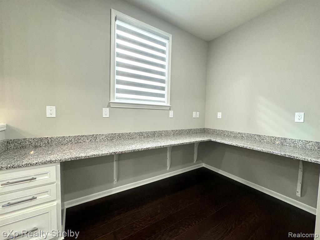 49477 Hummel Dr, Macomb, MI 48044 — Photo 19