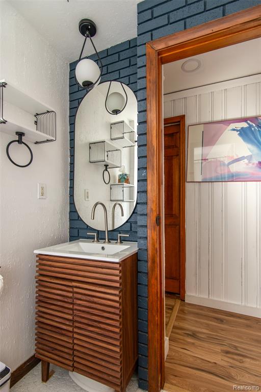 6810 N Territorial Road, Plymouth, MI, 48170