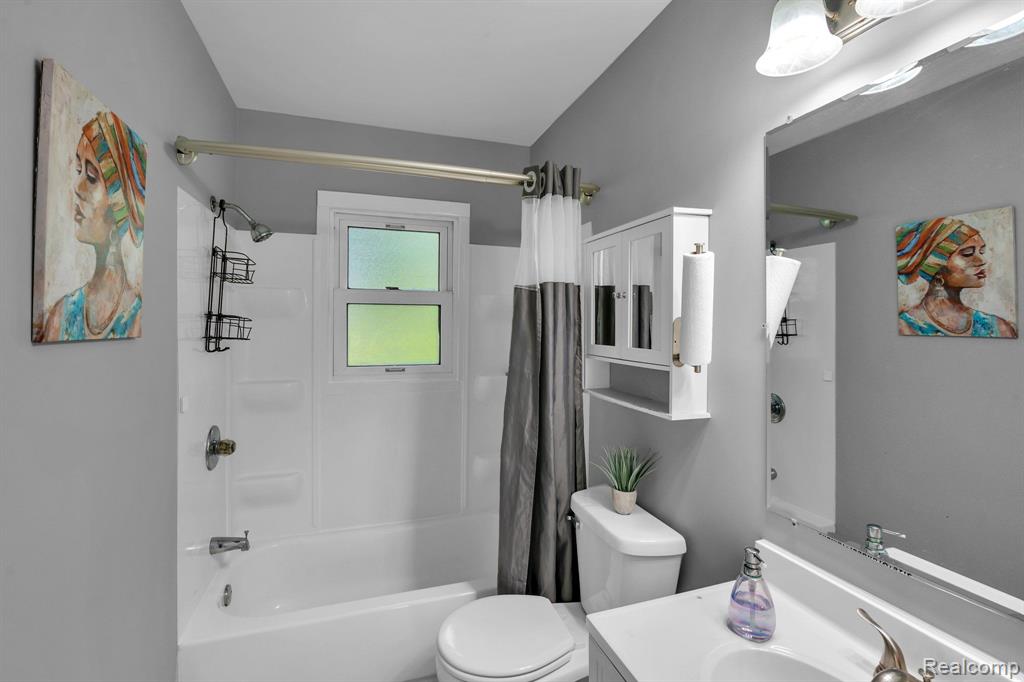 578 WILSON Avenue, Mount Morris, MI 48458 — Photo 18