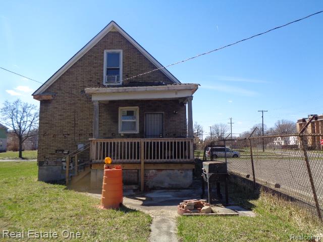 5468 Holcomb Street, Detroit, MI 48213 — Photo 8