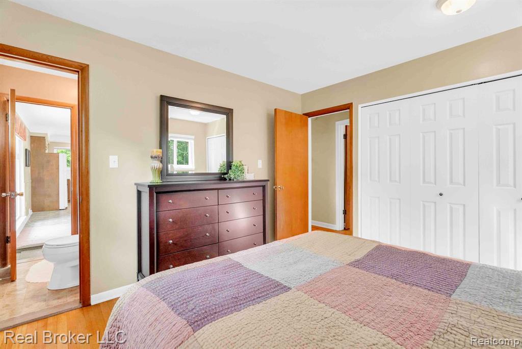42347 Brentwood Drive, Plymouth, MI 48170 — Photo 22